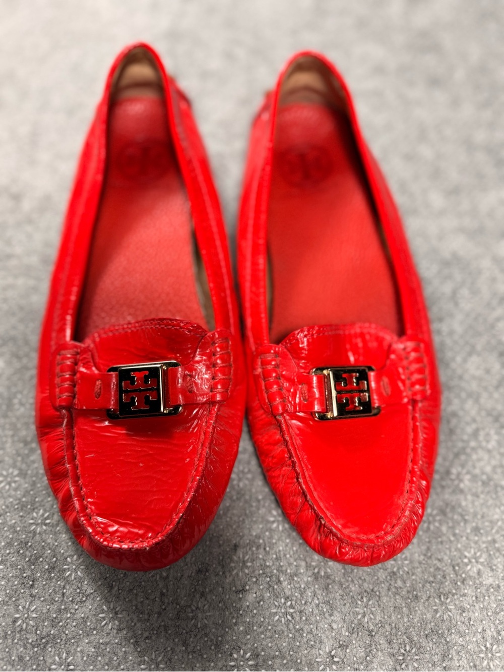 Tory Burch Red Leather Driving Loafers | Women’s Size 9 | Logo Hardware Flats
